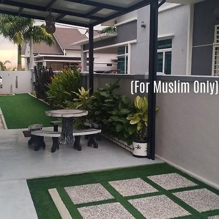 Illa Bella Homestay Jasin 외부 사진